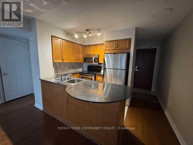 1310 - 18 Kenaston Gardens, Toronto (Bayview Village), Ontario  M2K 1G8 - Photo 3 - C12812838