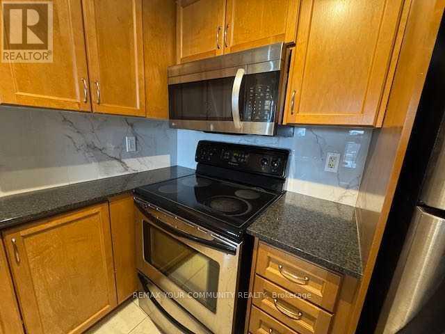 1310 - 18 Kenaston Gardens, Toronto (Bayview Village), Ontario  M2K 1G8 - Photo 4 - C12812838