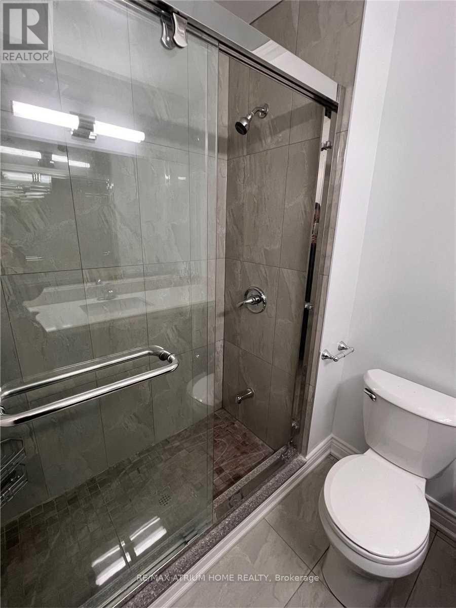 145 Fenn Avenue, Toronto (St. Andrew-Windfields), Ontario  M2P 1X8 - Photo 12 - C12812906