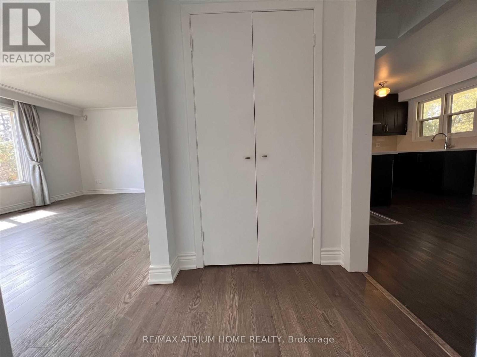 145 Fenn Avenue, Toronto (St. Andrew-Windfields), Ontario  M2P 1X8 - Photo 3 - C12812906