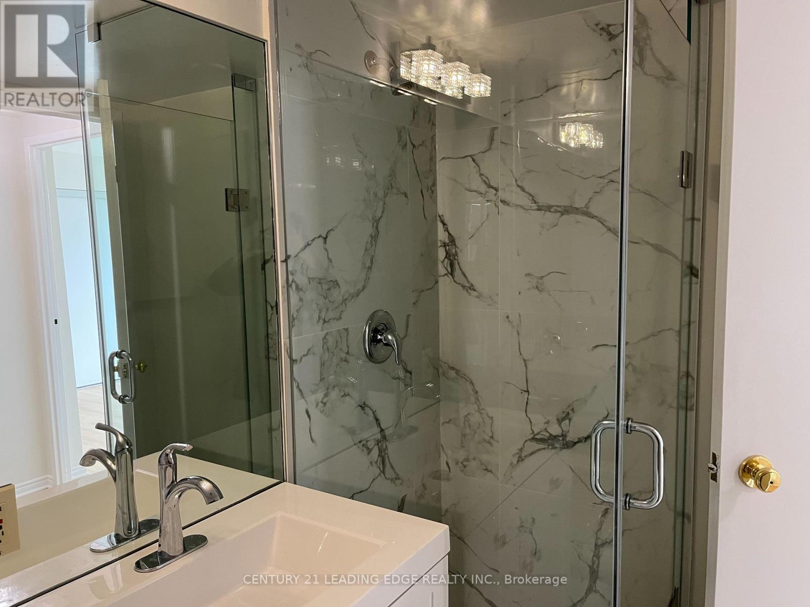 607 - 10 Queens Quay W, Toronto, Ontario  M5J 2R9 - Photo 10 - C12812940