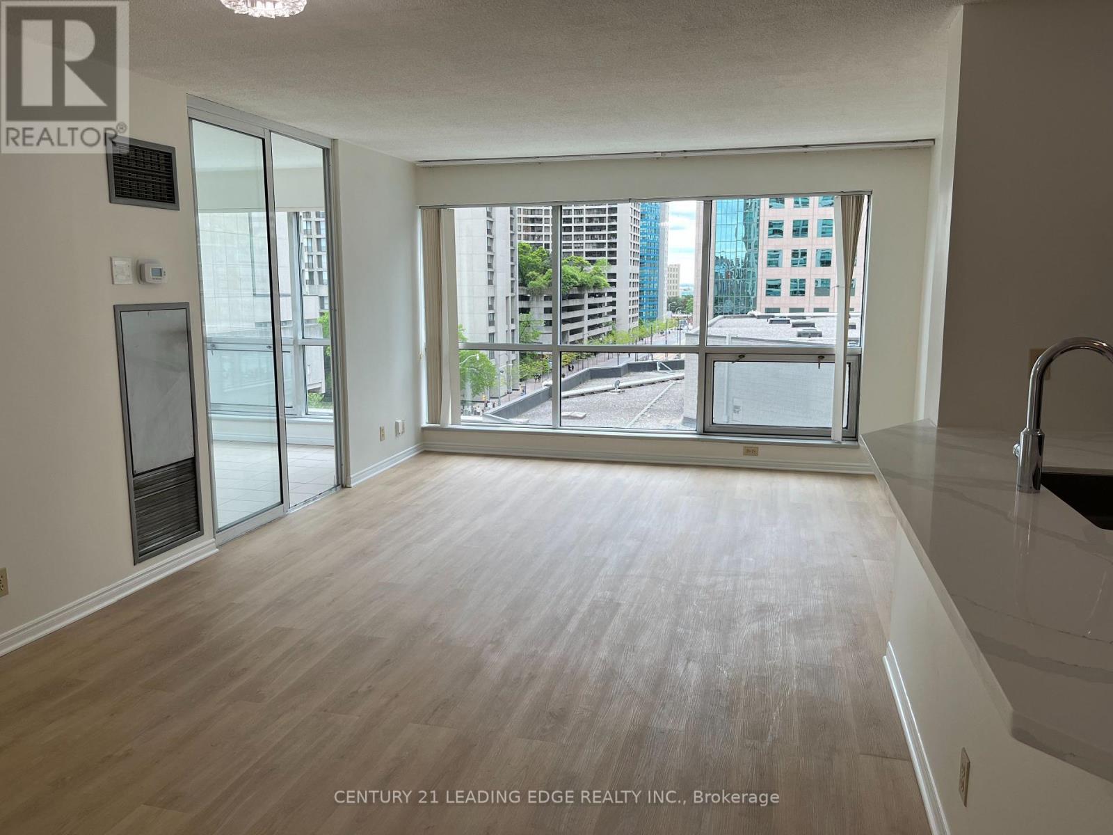 607 - 10 Queens Quay W, Toronto, Ontario  M5J 2R9 - Photo 25 - C12812940