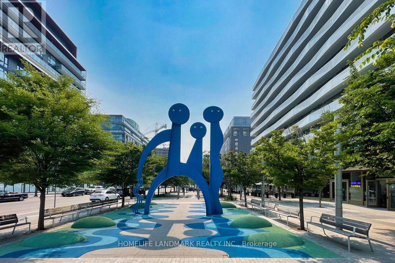 60 Tannery Street, Toronto, Ontario  M5A 0S8 - Photo 2 - C12812948