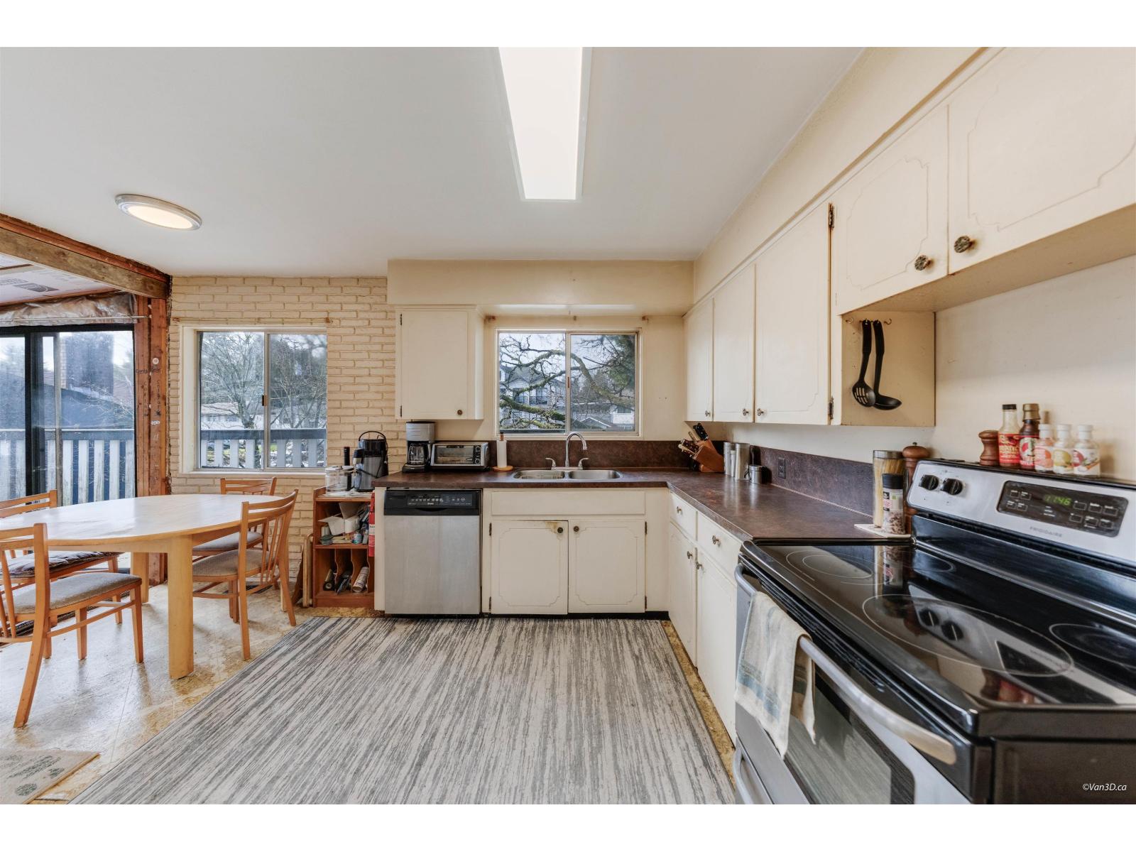 10122 127b Street, Surrey, British Columbia  V3V 5M3 - Photo 6 - R3092444