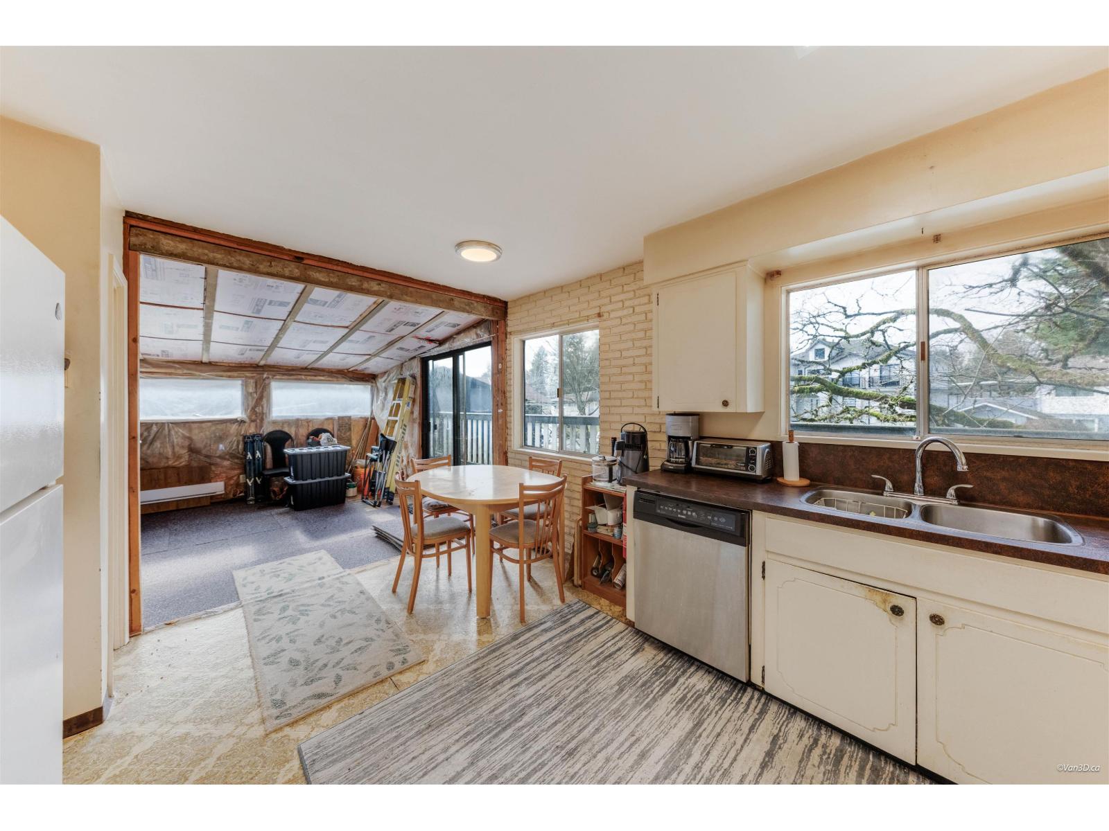 10122 127b Street, Surrey, British Columbia  V3V 5M3 - Photo 8 - R3092444