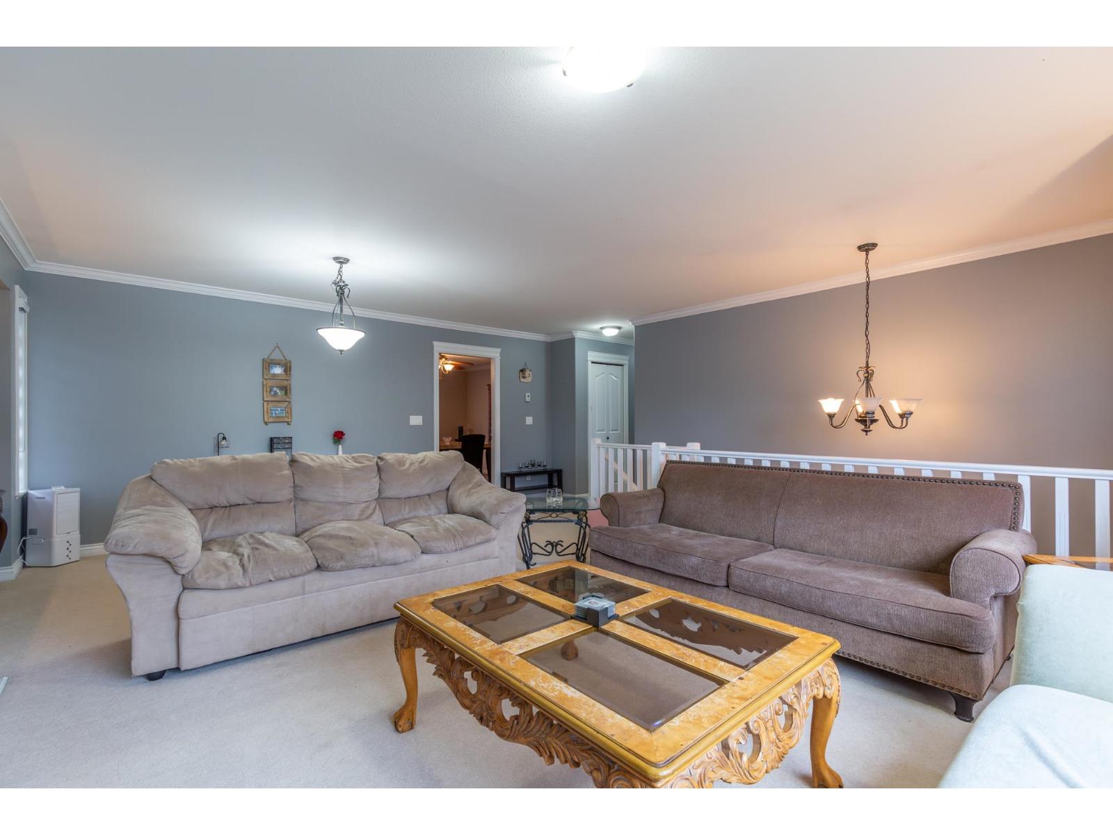 32967 Egglestone Avenue, Mission, British Columbia  V2V 7R7 - Photo 4 - R3092441