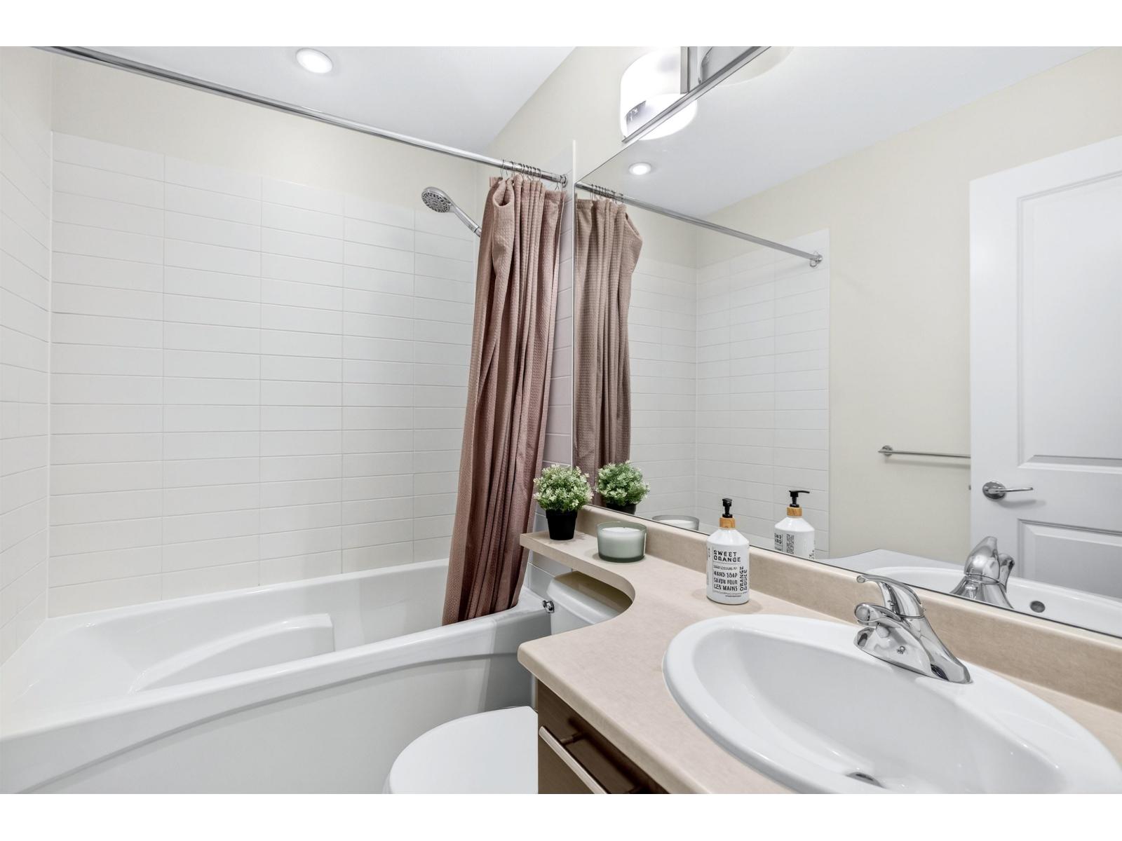 23 18983 72a Avenue, Surrey, British Columbia V4N 1A5 - Photo 21 - R3092565