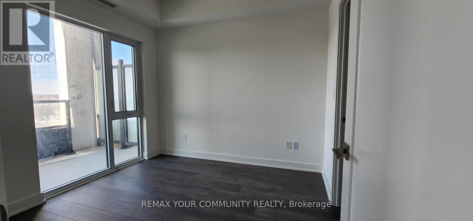 1102 - 705 Davis Drive, Newmarket (Huron Heights-Leslie Valley), Ontario  L3Y 0J1 - Photo 14 - N12812746