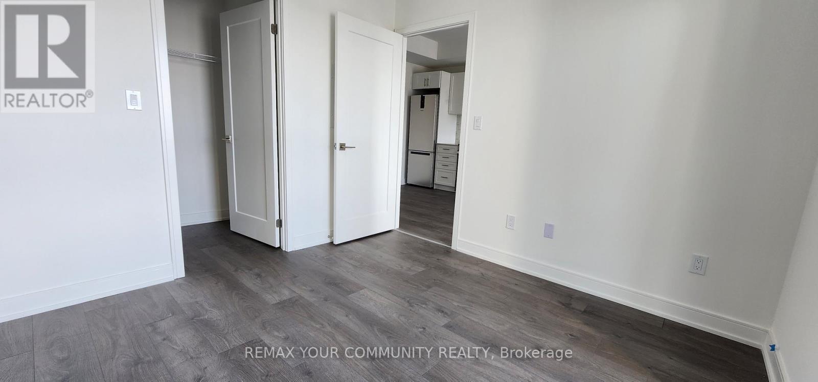 1102 - 705 Davis Drive, Newmarket (Huron Heights-Leslie Valley), Ontario  L3Y 0J1 - Photo 15 - N12812746