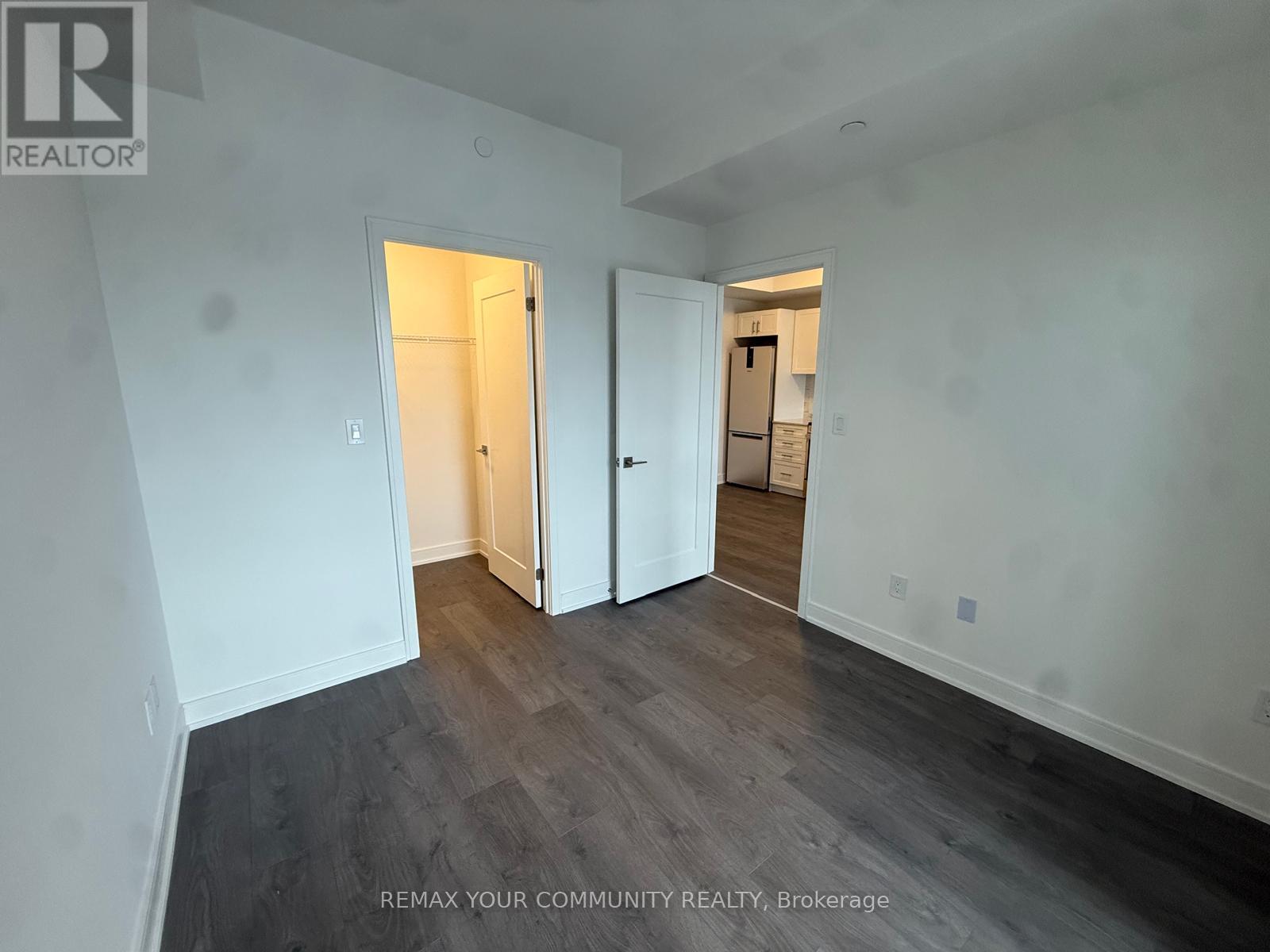 1102 - 705 Davis Drive, Newmarket (Huron Heights-Leslie Valley), Ontario  L3Y 0J1 - Photo 16 - N12812746