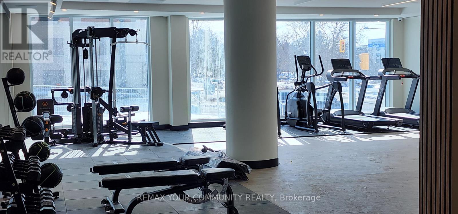 1102 - 705 Davis Drive, Newmarket (Huron Heights-Leslie Valley), Ontario  L3Y 0J1 - Photo 27 - N12812746