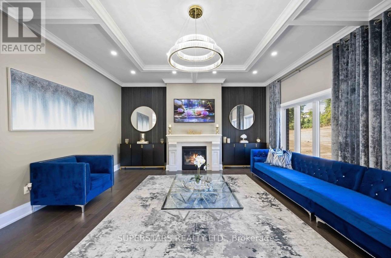 2236 Pemberton Way, Innisfil, Ontario  L0L 1K0 - Photo 13 - N12812810