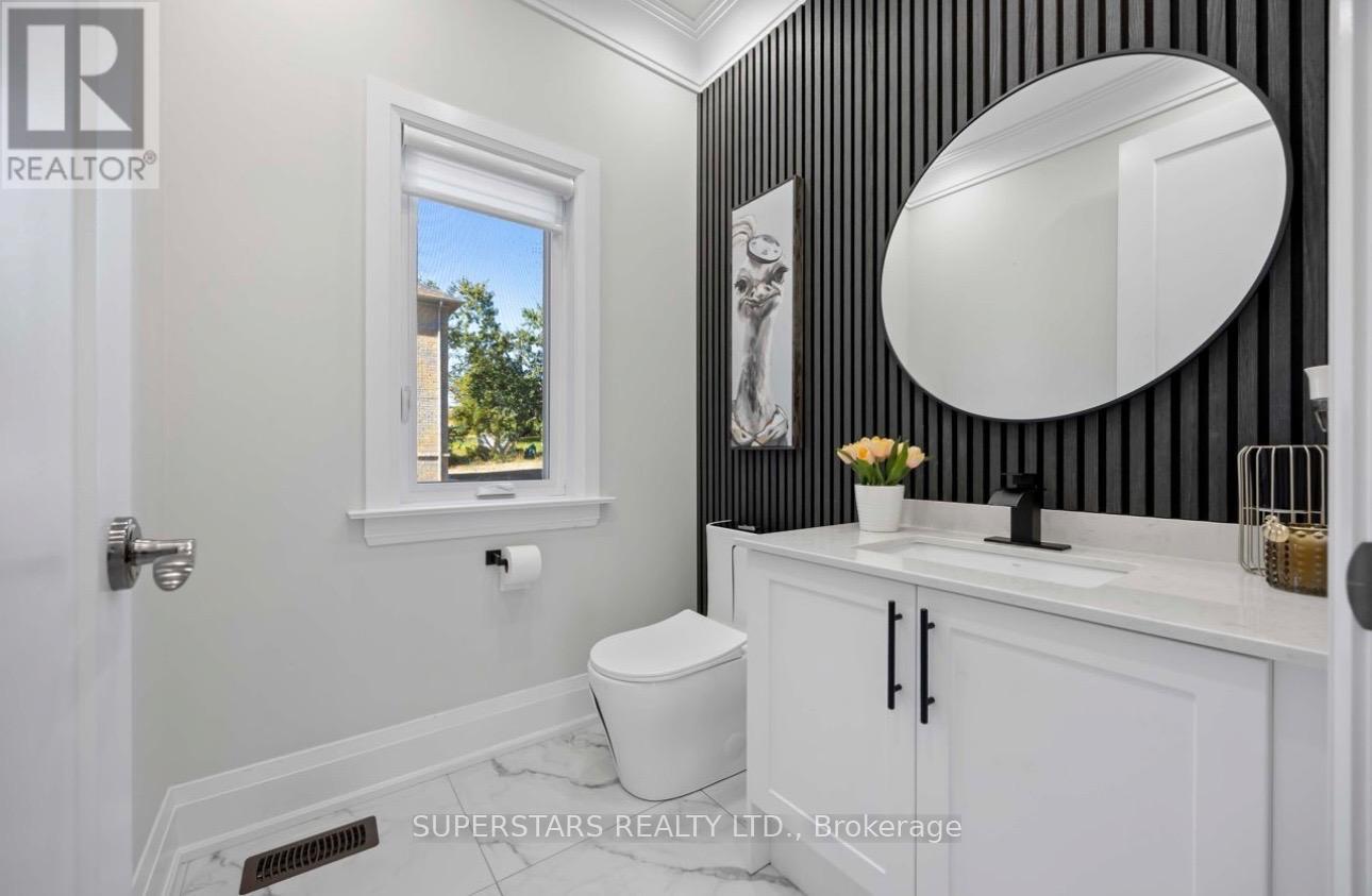 2236 Pemberton Way, Innisfil, Ontario  L0L 1K0 - Photo 32 - N12812810