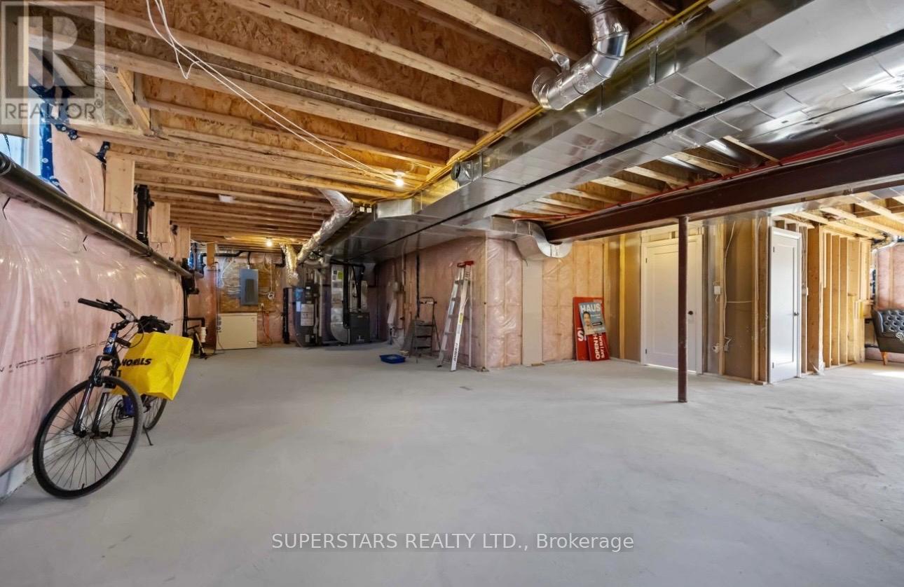 2236 Pemberton Way, Innisfil, Ontario  L0L 1K0 - Photo 34 - N12812810