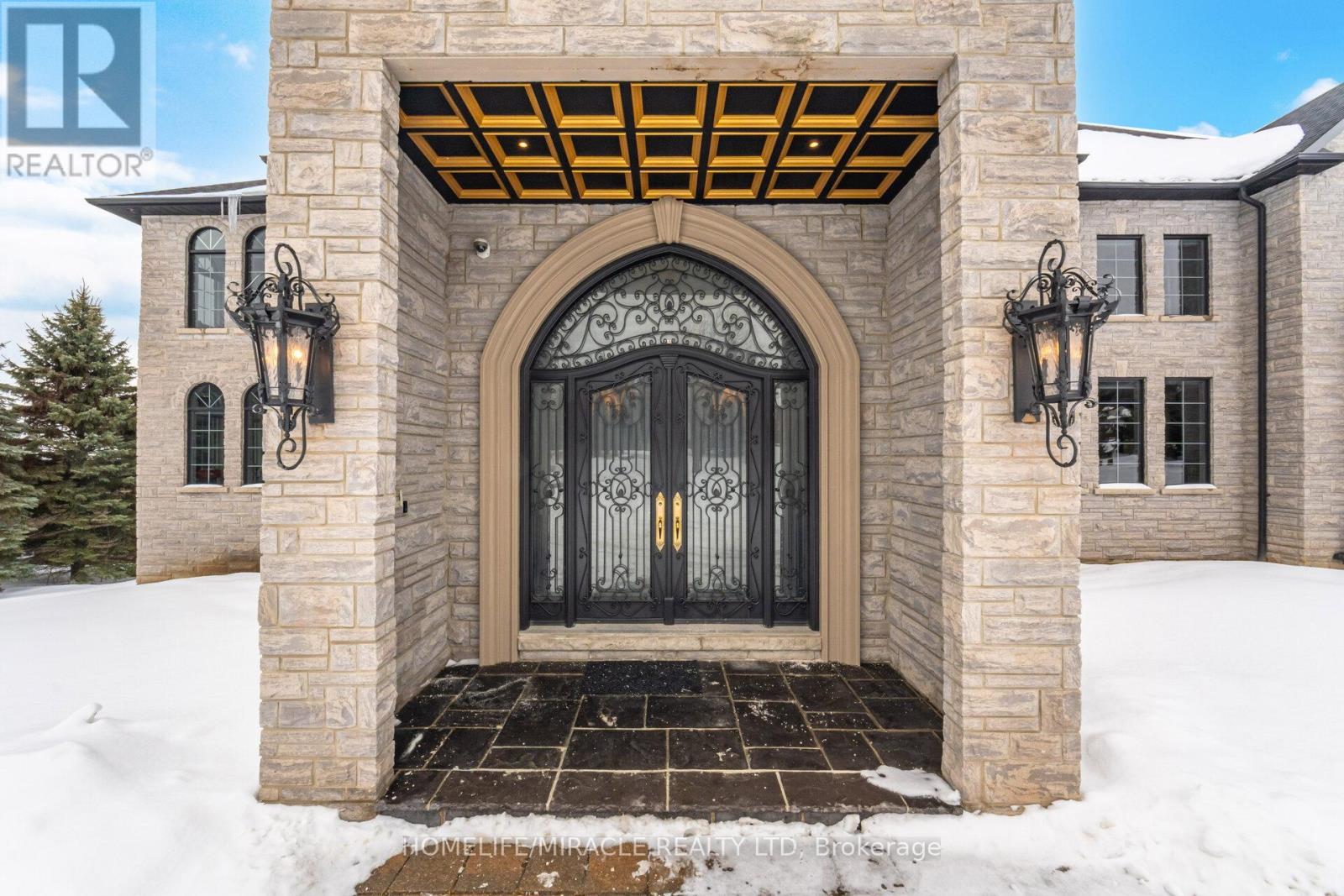 56 Orico Court, Vaughan, Ontario  L4H 3N5 - Photo 5 - N12812868