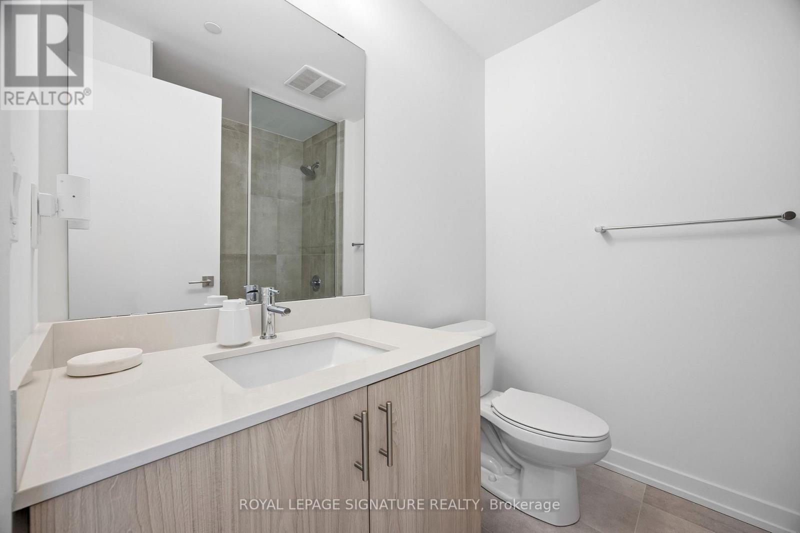 105 - 5 Red Squirrel Lane, Richmond Hill, Ontario  L4S 0P5 - Photo 10 - N12812900