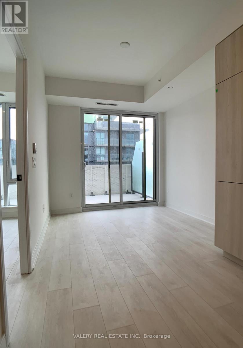 1002 - 60 Tannery Road, Toronto, Ontario  M5A 0S8 - Photo 2 - C12767372