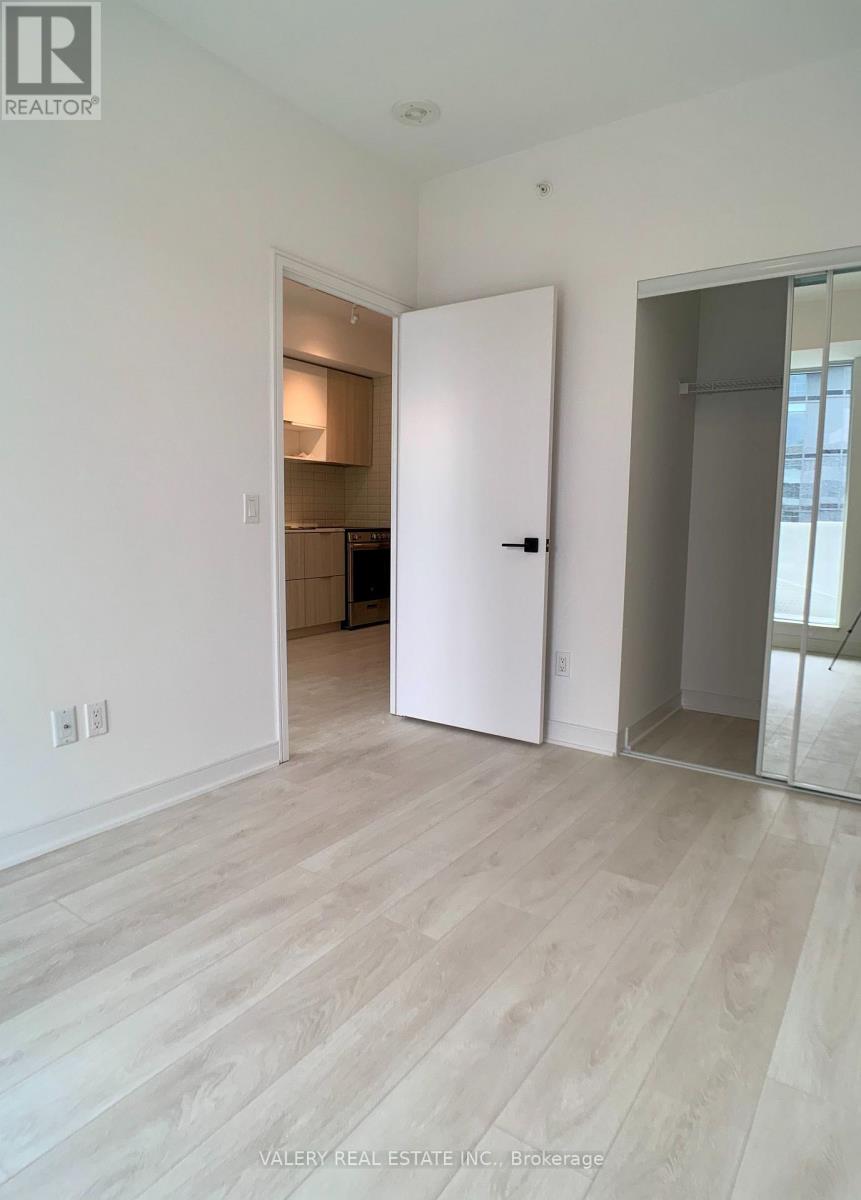 1002 - 60 Tannery Road, Toronto, Ontario  M5A 0S8 - Photo 5 - C12767372