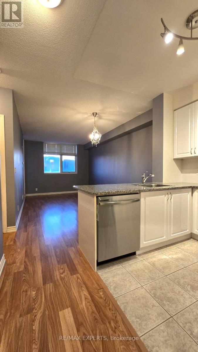 415 - 9225 Jane Street, Vaughan, Ontario  L6A 0J7 - Photo 2 - N12809406