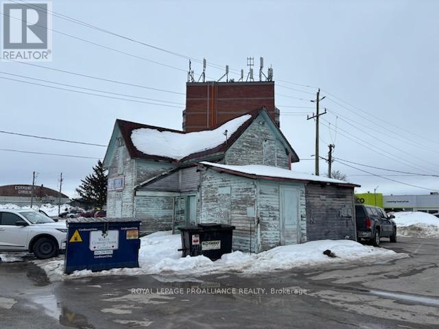 39 Dundas Street E, Quinte West, Ontario  K8V 1K6 - Photo 21 - X12812800