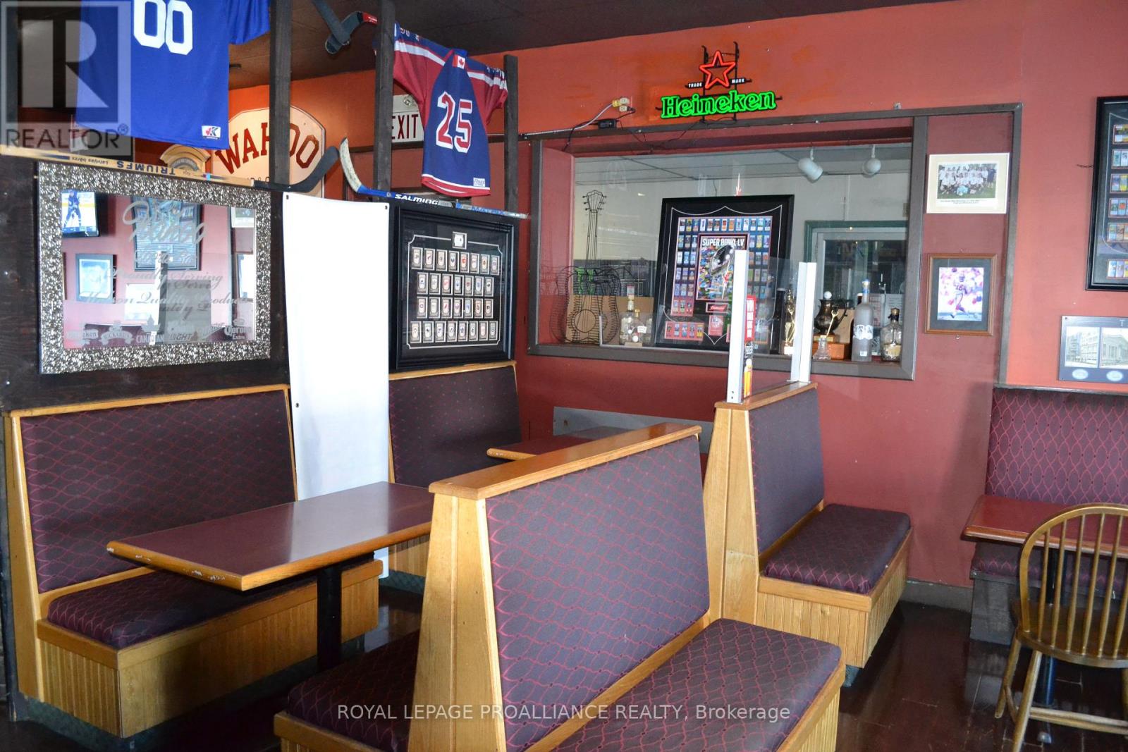 39 Dundas Street E, Quinte West, Ontario  K8V 1K6 - Photo 12 - X12812800