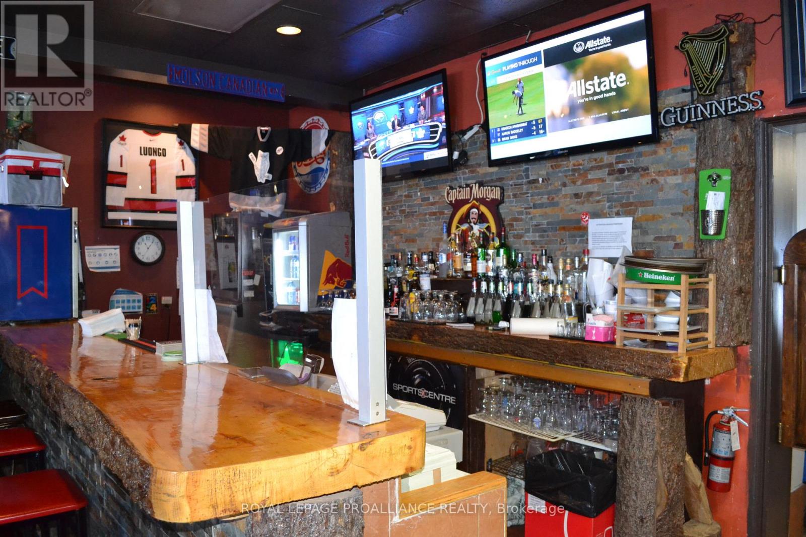 39 Dundas Street E, Quinte West, Ontario  K8V 1K6 - Photo 5 - X12812800