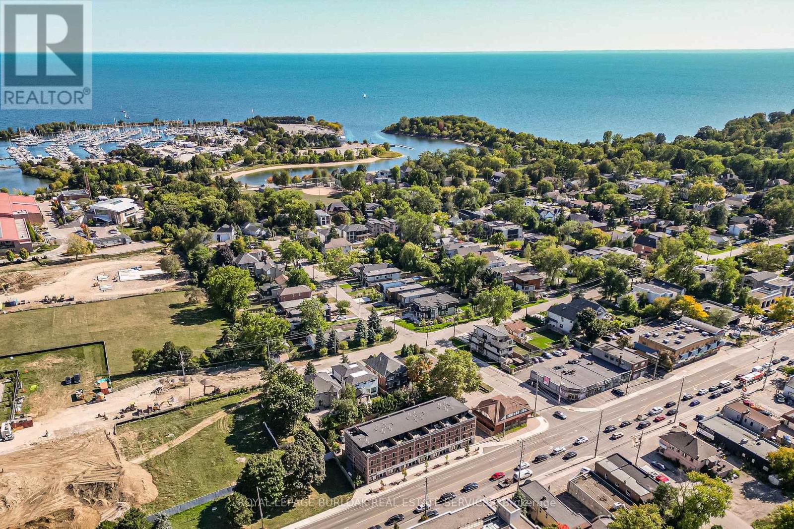 207 - 760 Lakeshore Road E, Mississauga, Ontario  L5E 1C7 - Photo 24 - W12803442