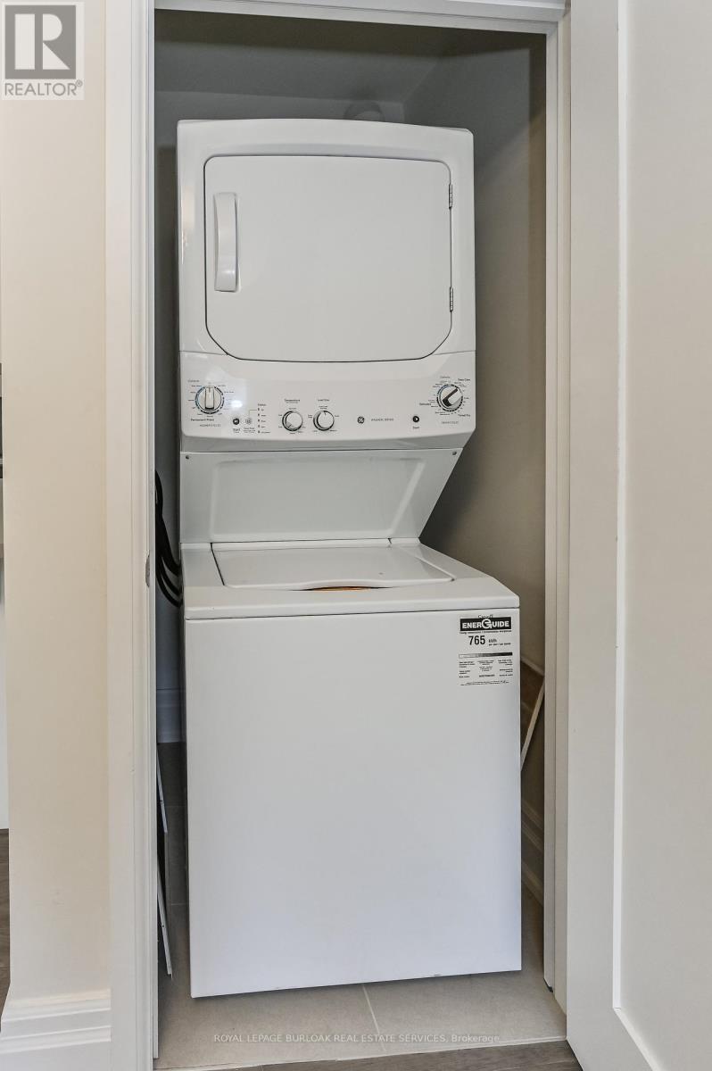 207 - 760 Lakeshore Road E, Mississauga, Ontario  L5E 1C7 - Photo 15 - W12803442