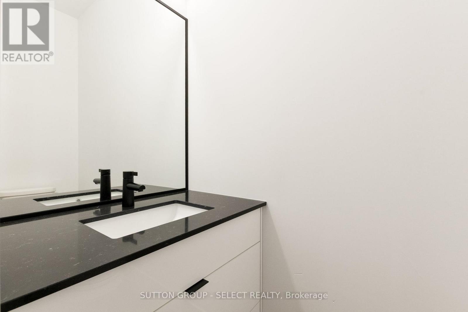 822 Maitland Street, London East, Ontario  N5Y 2W5 - Photo 13 - X12712510