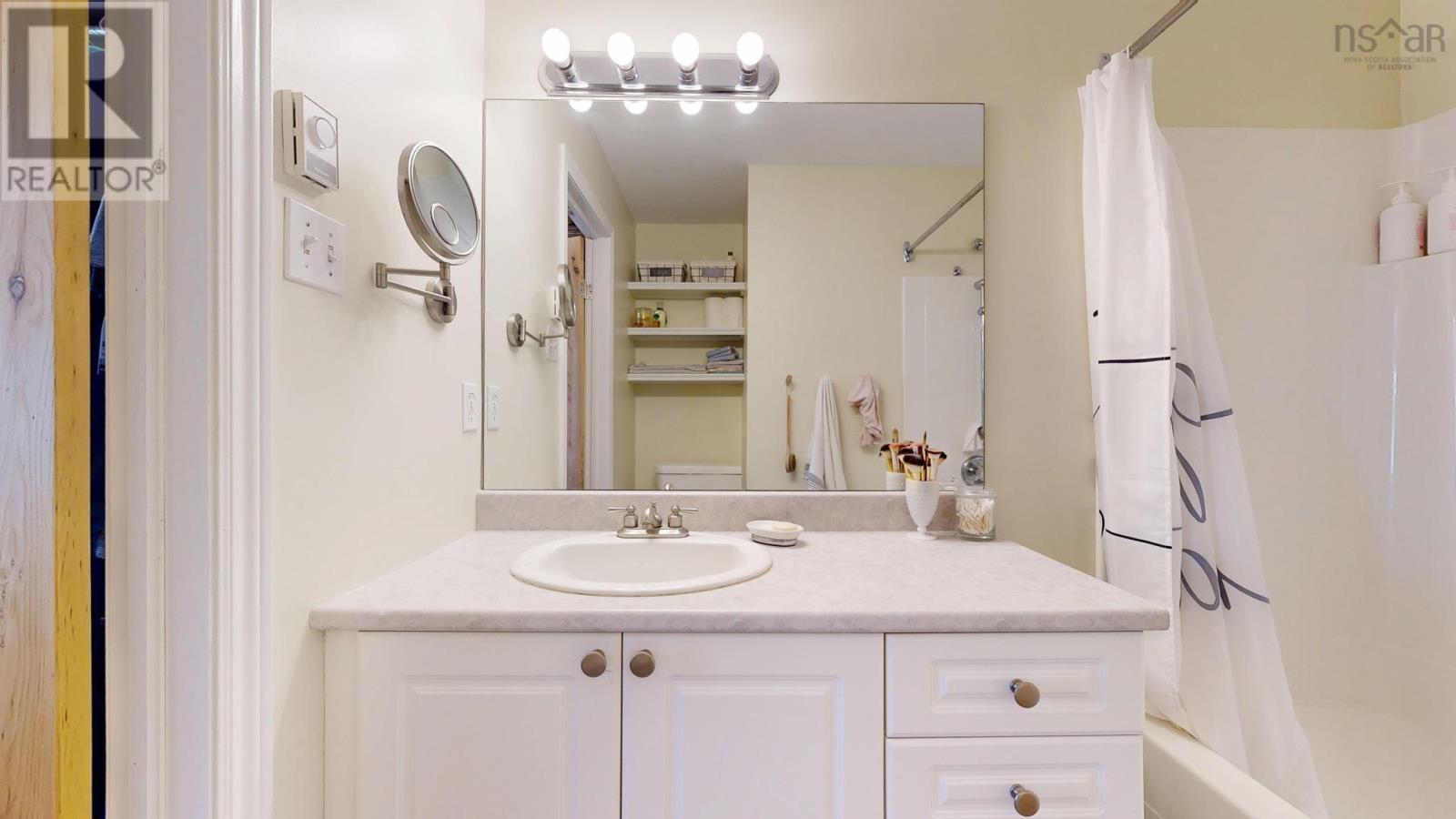 7 36 Fauxburg Road, Mahone Bay, Nova Scotia  B0J 2E0 - Photo 32 - 202525330