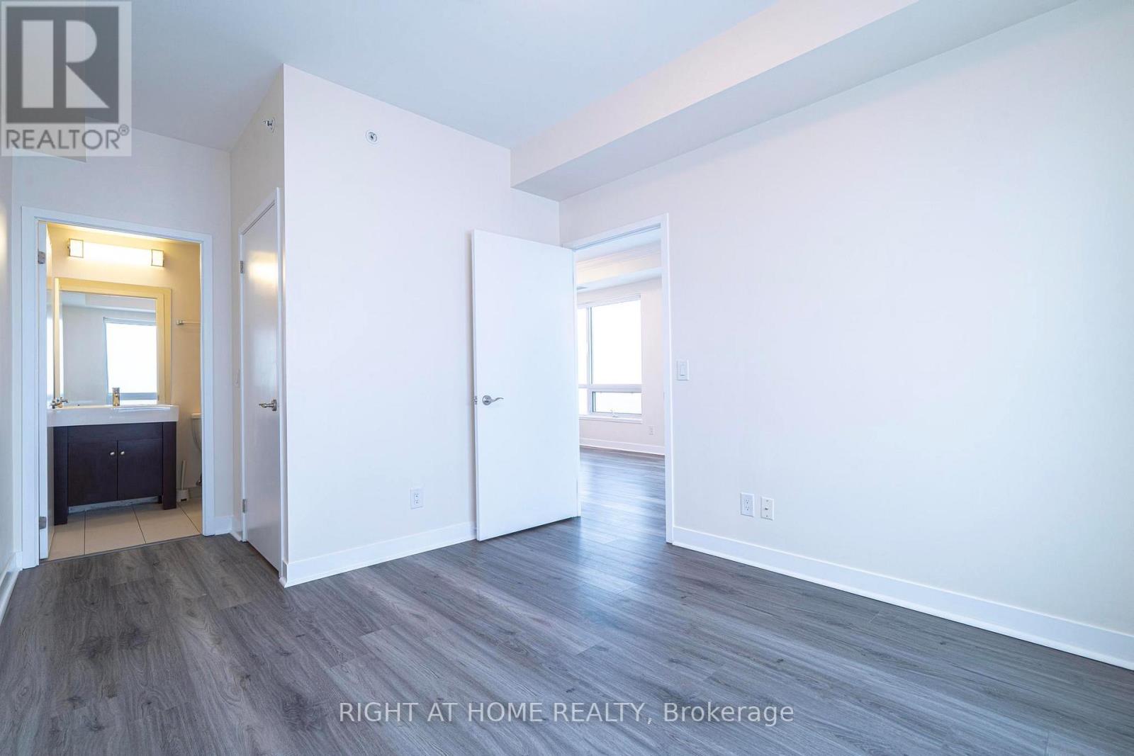 1402 - 840 Queens Plate Drive, Toronto, Ontario  M9W 0E7 - Photo 17 - W12812744