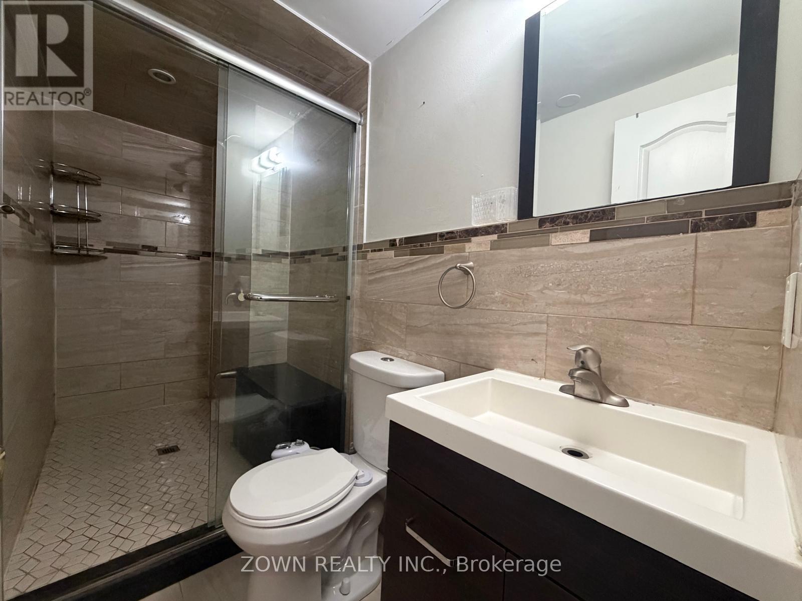 45 Nottingham Crescent, Brampton, Ontario  L6S 4G3 - Photo 18 - W12812768