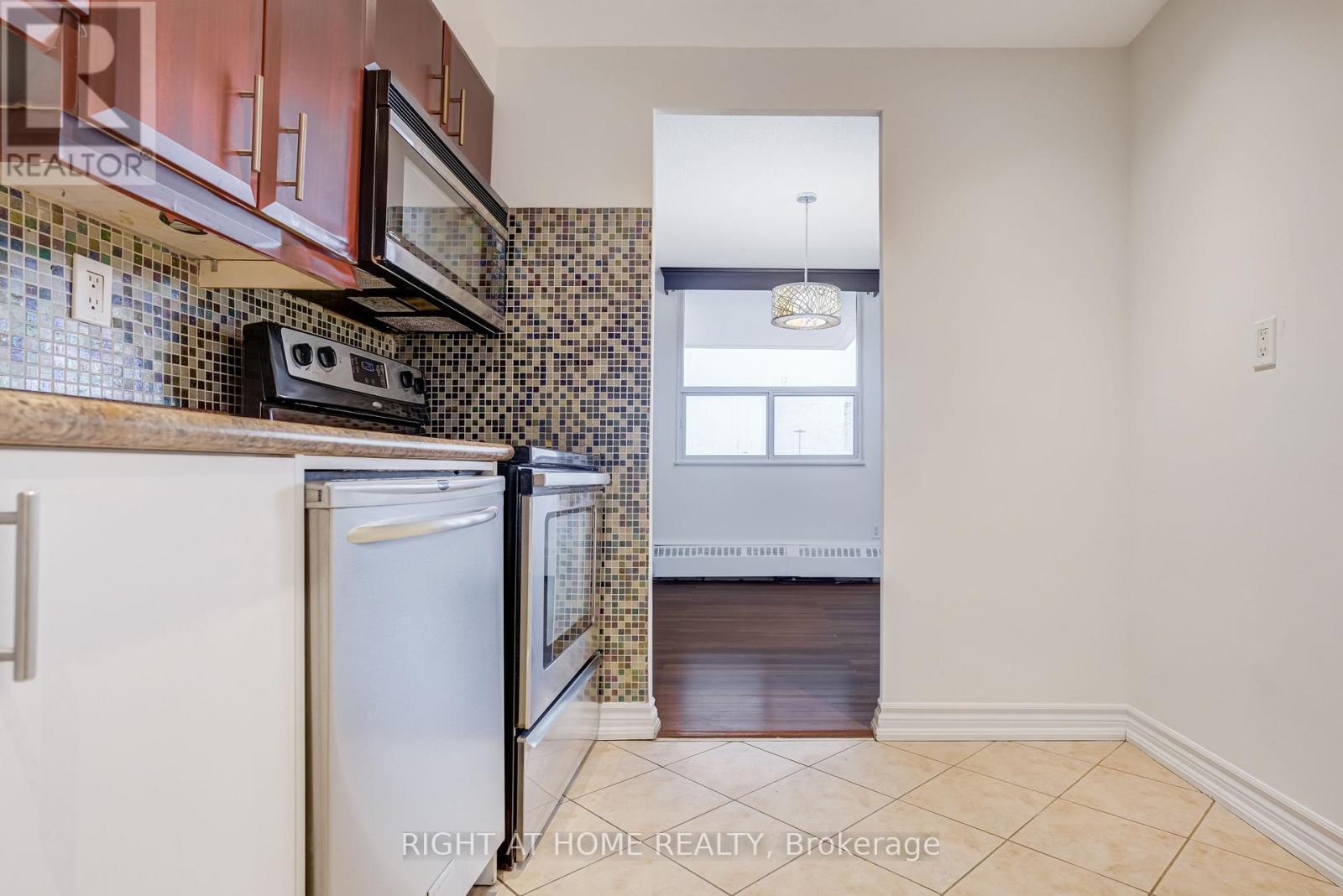 802 - 551 The West Mall, Toronto, Ontario  M9C 1G7 - Photo 16 - W12812778