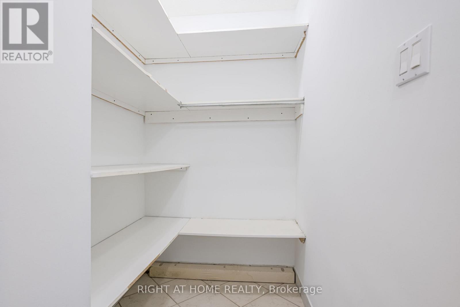 802 - 551 The West Mall, Toronto, Ontario  M9C 1G7 - Photo 25 - W12812778