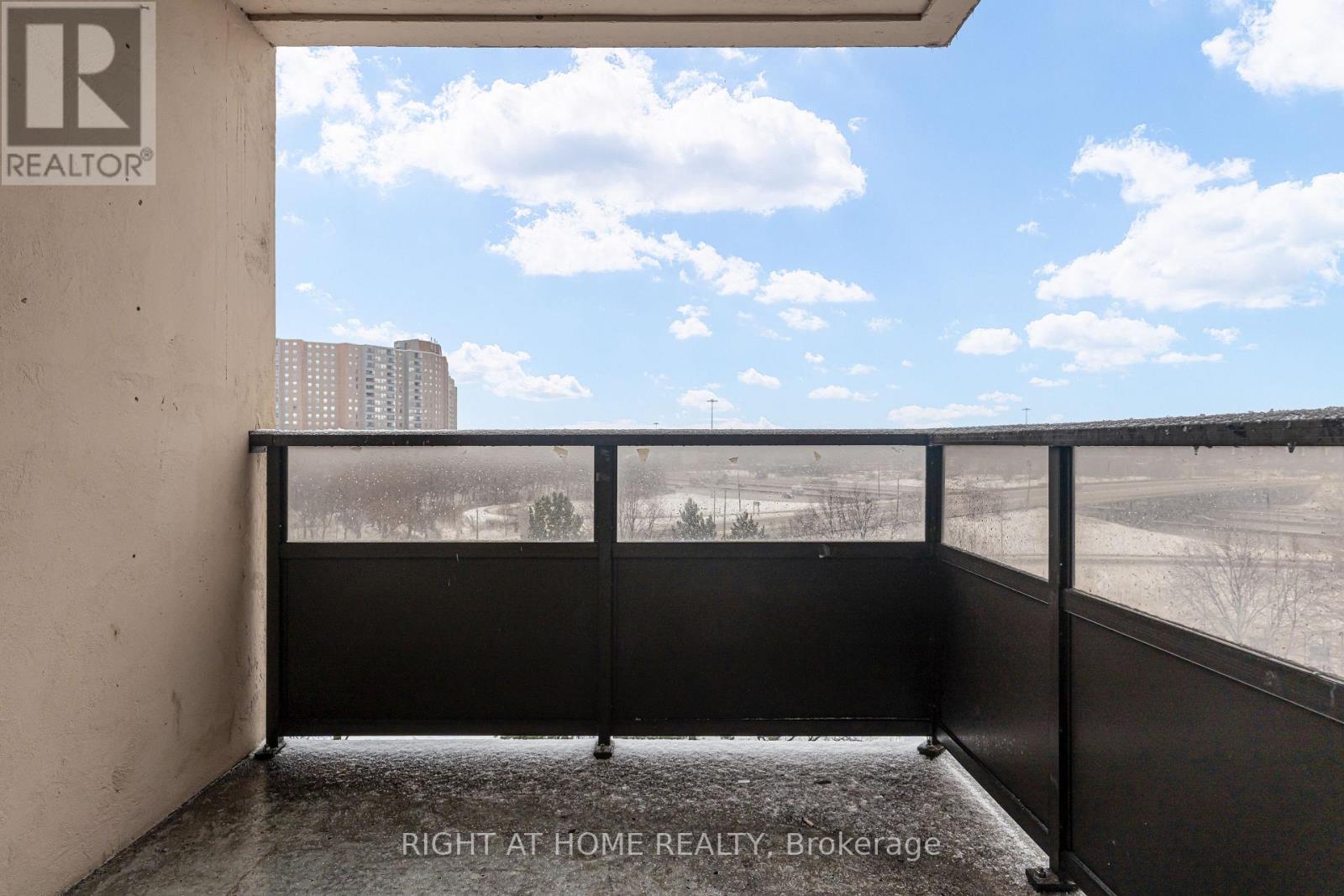 802 - 551 The West Mall, Toronto, Ontario  M9C 1G7 - Photo 28 - W12812778