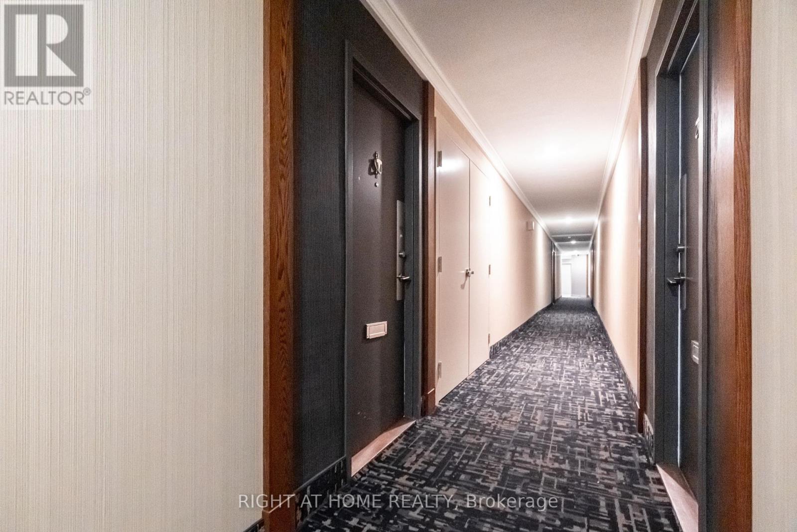 802 - 551 The West Mall, Toronto, Ontario  M9C 1G7 - Photo 5 - W12812778