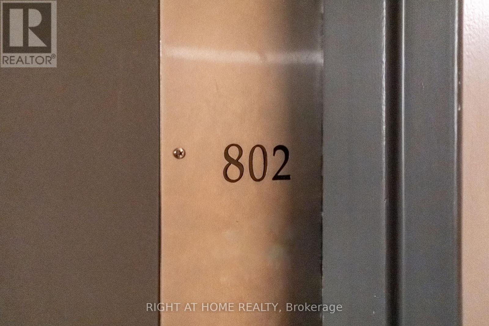 802 - 551 The West Mall, Toronto, Ontario  M9C 1G7 - Photo 6 - W12812778