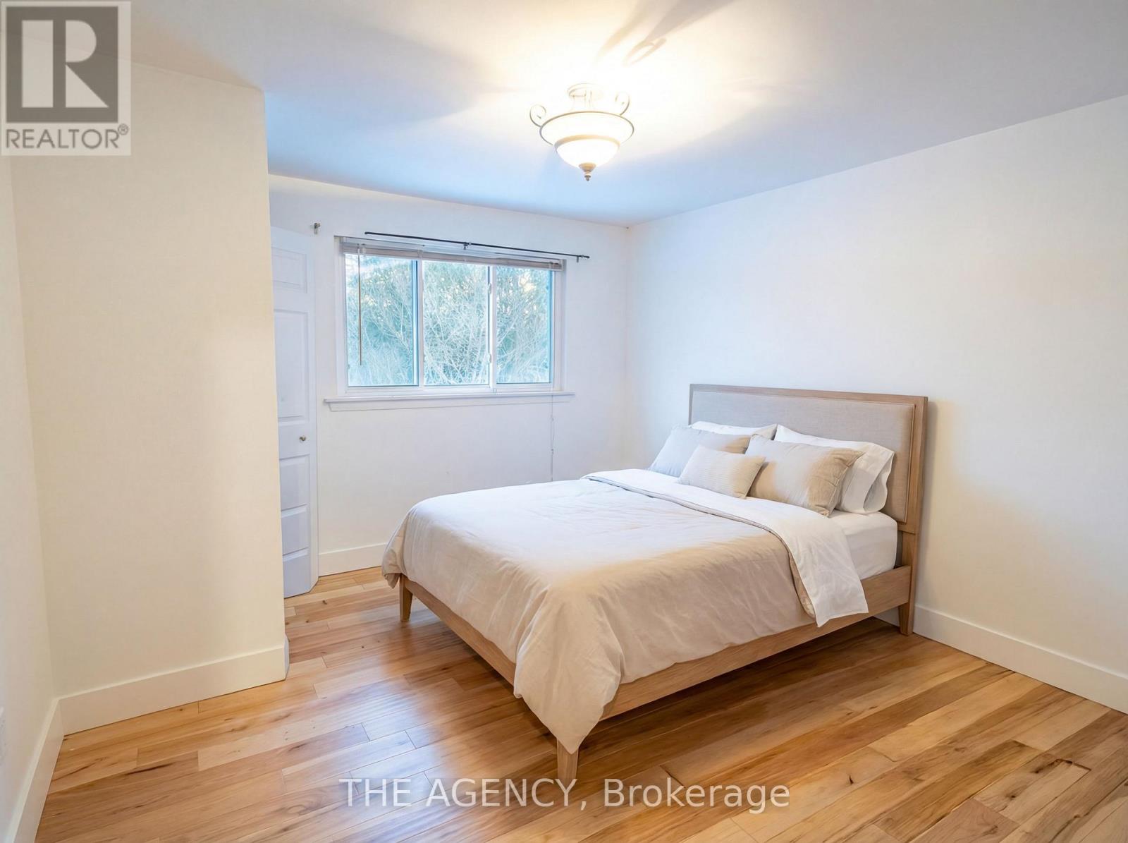 65 Cloverdale Drive, Brampton, Ontario  L6T 2T5 - Photo 11 - W12812782