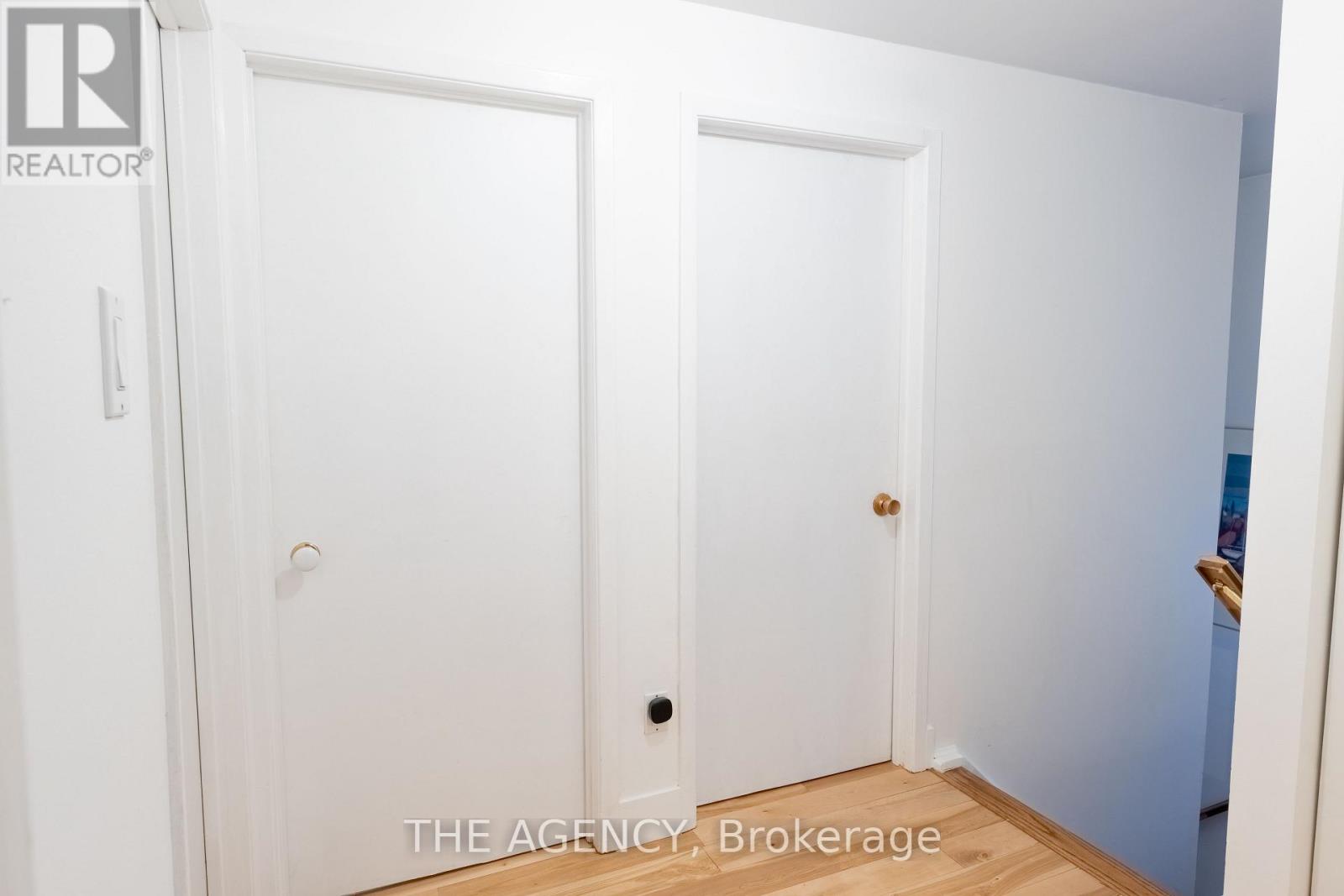 65 Cloverdale Drive, Brampton, Ontario  L6T 2T5 - Photo 12 - W12812782