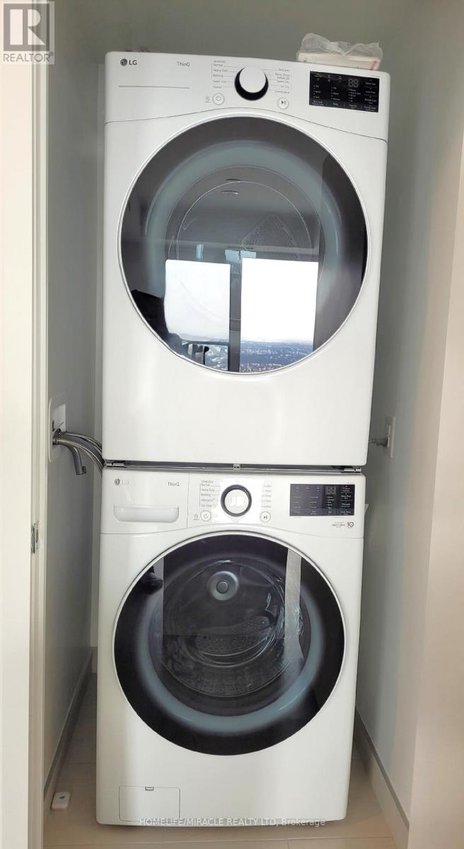 4709 - 395 Square One Drive, Mississauga, Ontario  L5B 0P6 - Photo 18 - W12812826