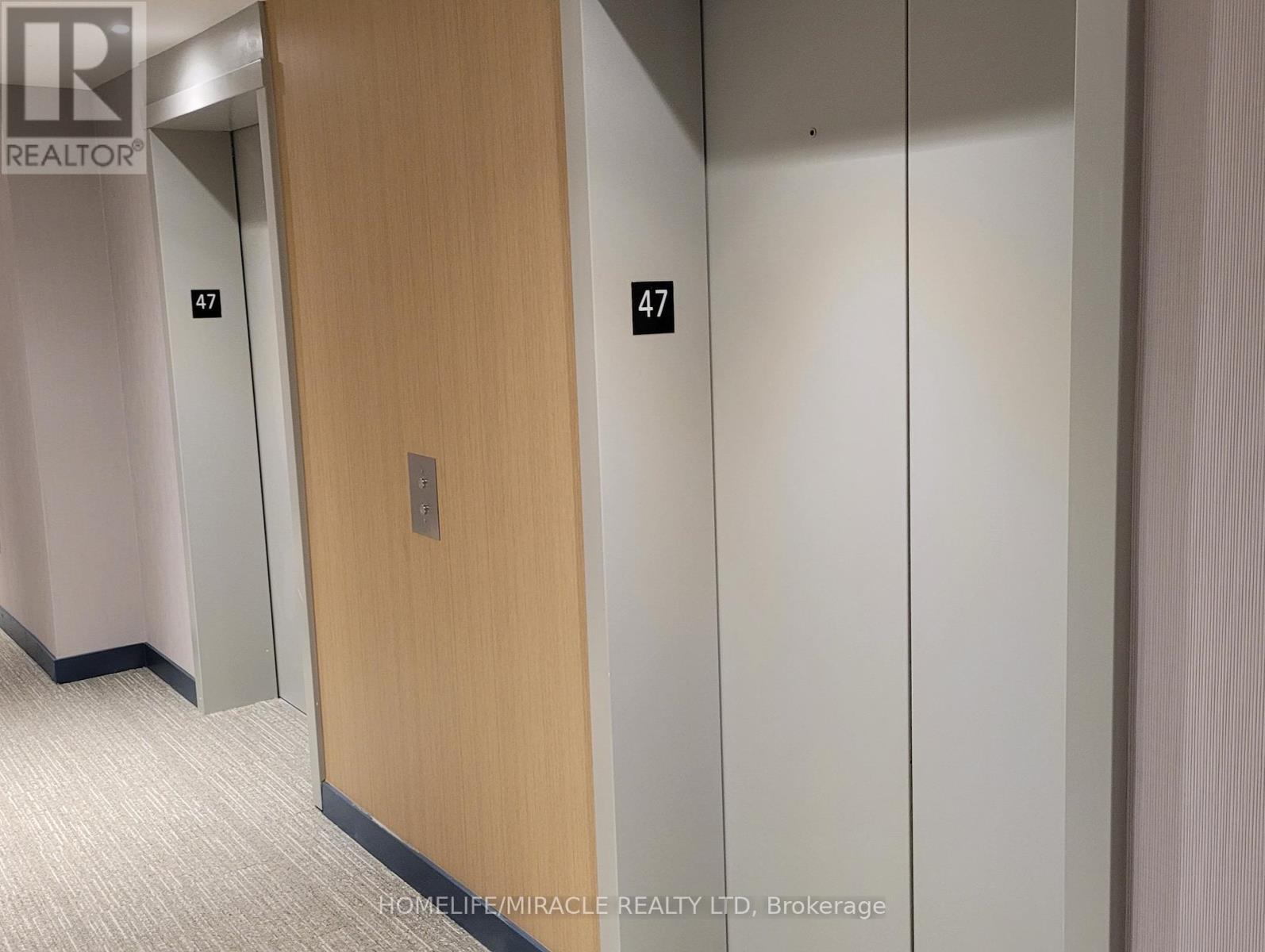 4709 - 395 Square One Drive, Mississauga, Ontario  L5B 0P6 - Photo 4 - W12812826