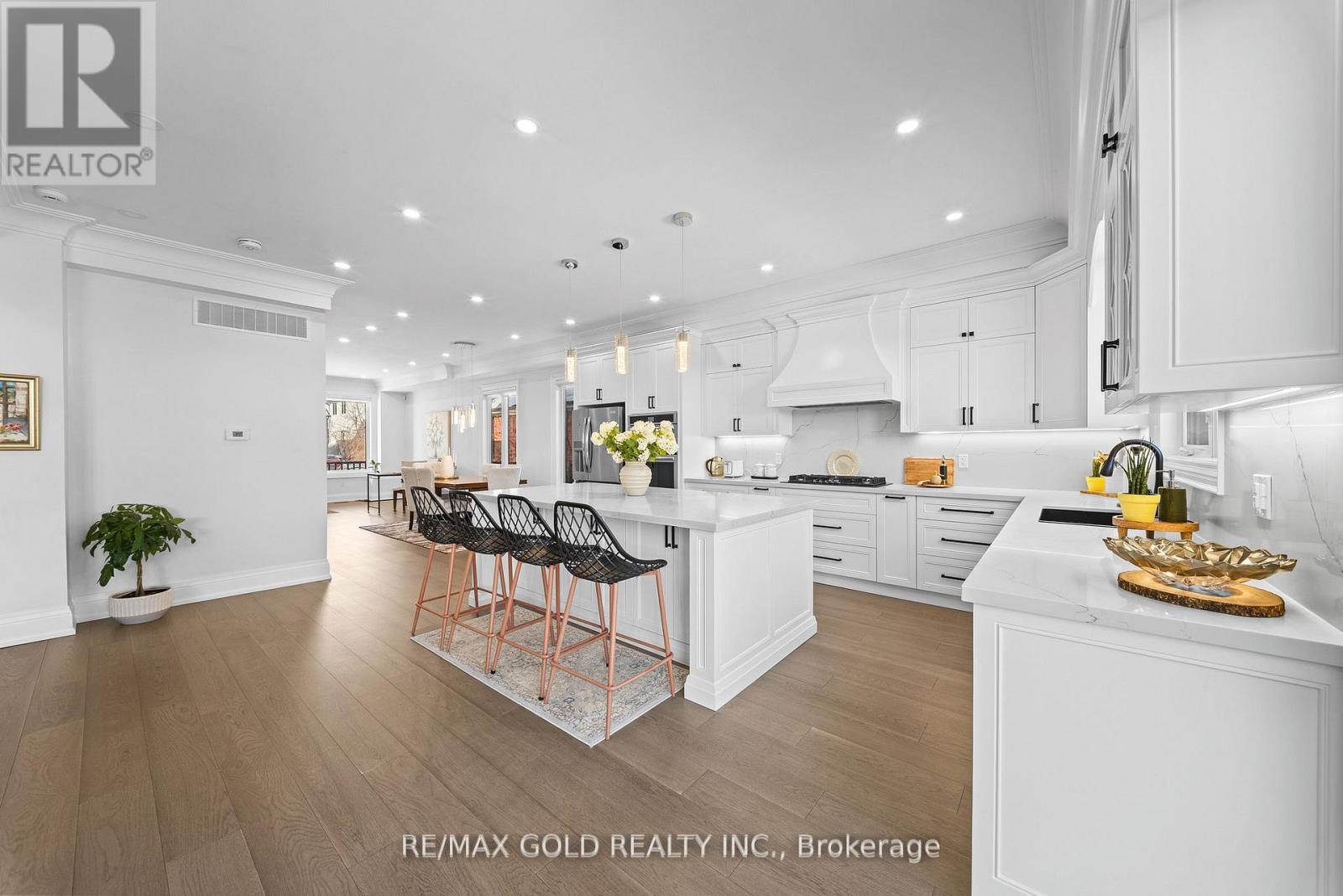 99 Twenty Seventh Street, Toronto, Ontario  M8W 2X6 - Photo 12 - W12812840