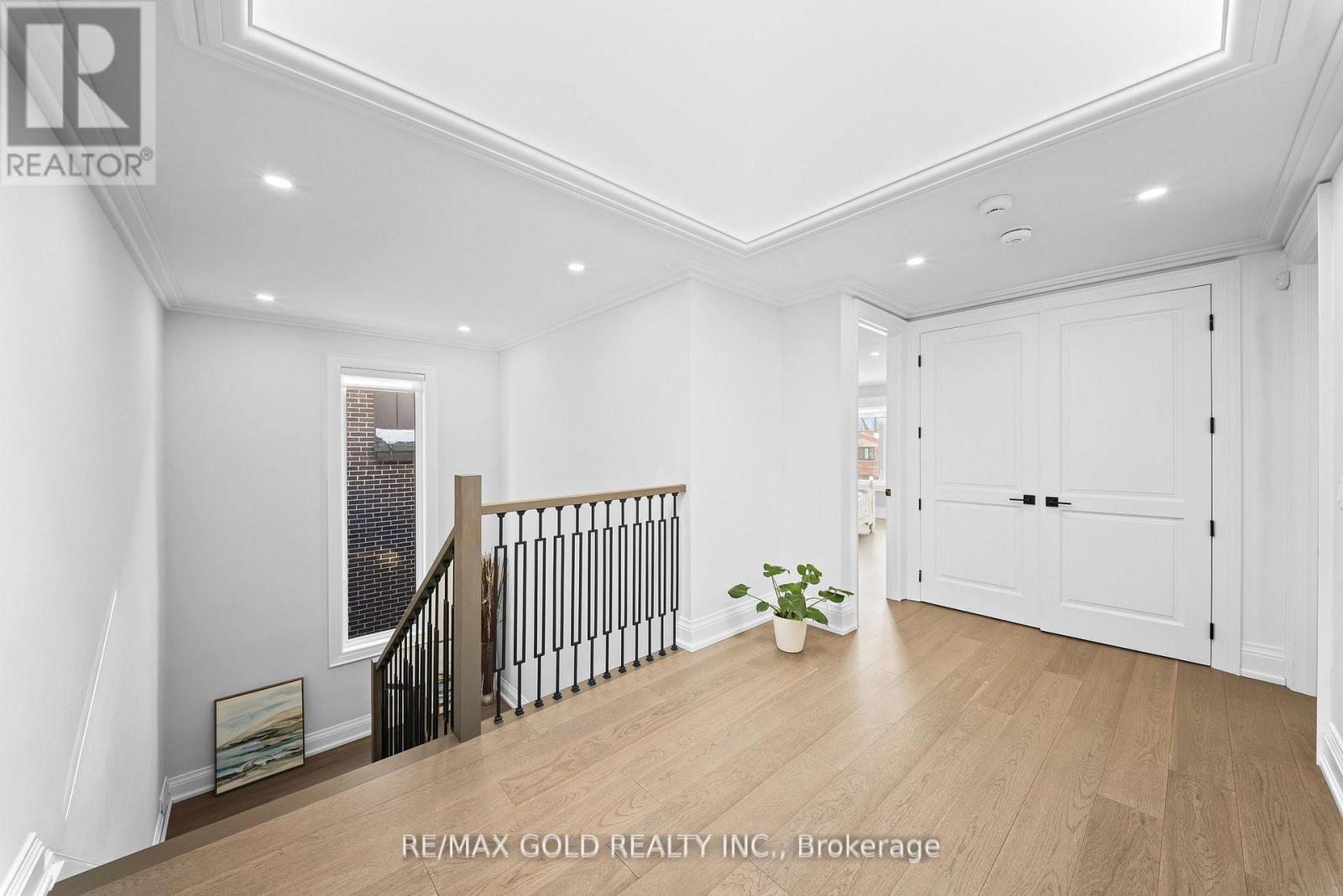 99 Twenty Seventh Street, Toronto, Ontario  M8W 2X6 - Photo 28 - W12812840