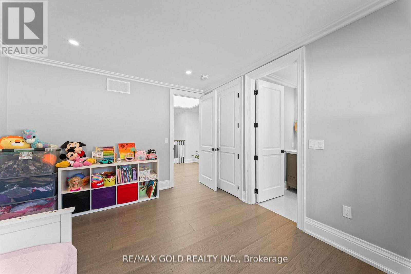 99 Twenty Seventh Street, Toronto, Ontario  M8W 2X6 - Photo 45 - W12812840