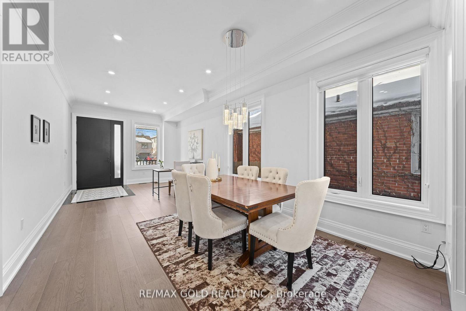 99 Twenty Seventh Street, Toronto, Ontario  M8W 2X6 - Photo 7 - W12812840