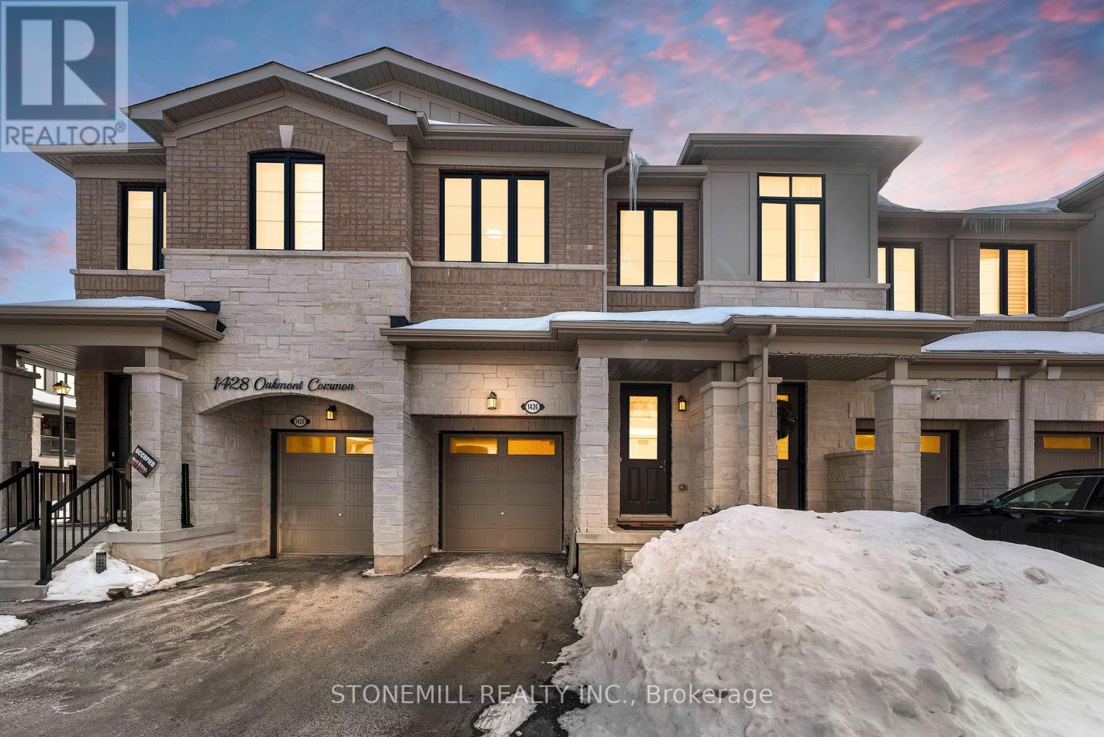 1426 OAKMONT COMMON, Burlington, Ontario