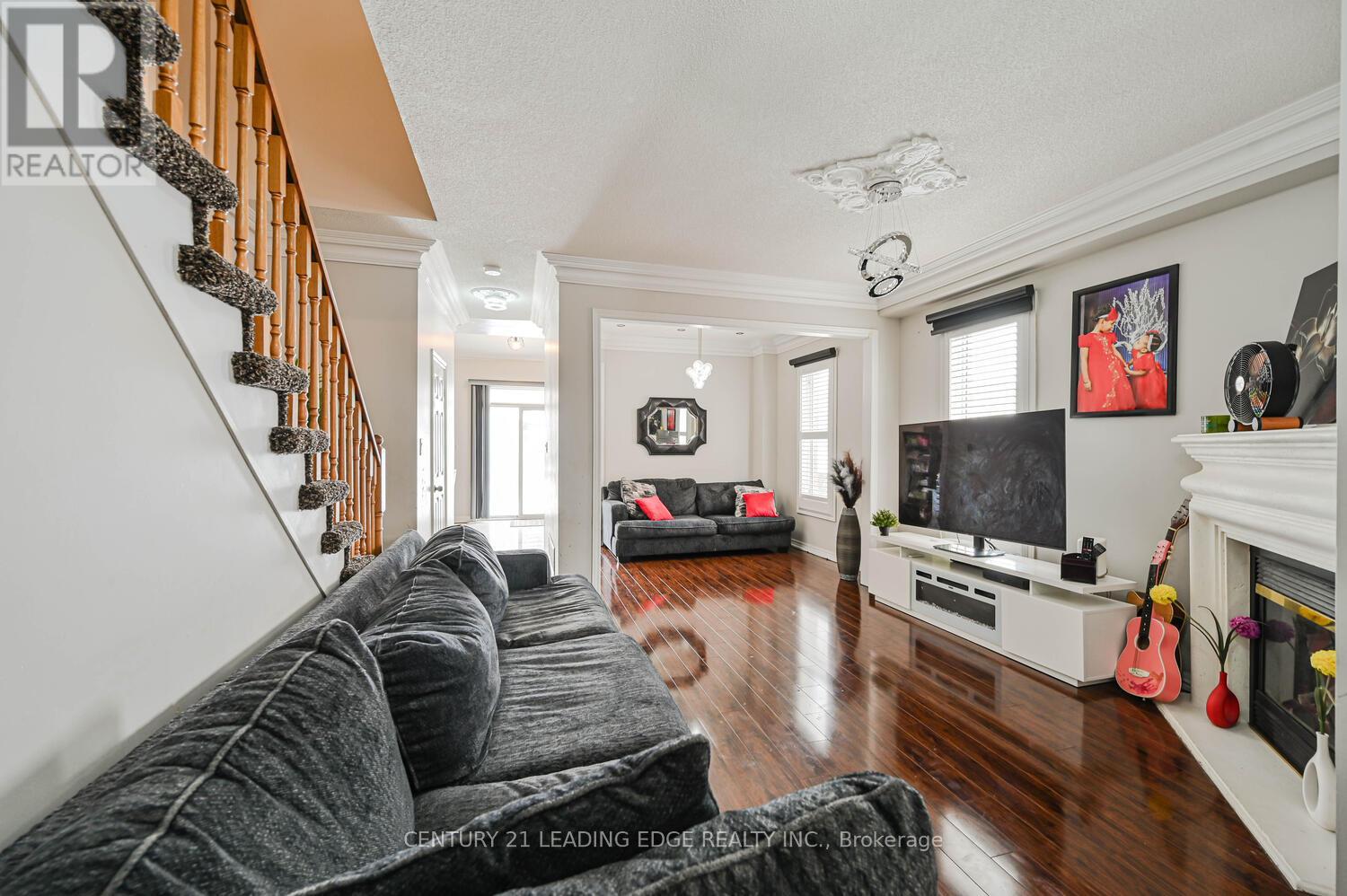 44 Deepcoral Court, Brampton, Ontario  L6V 4P7 - Photo 7 - W12812960