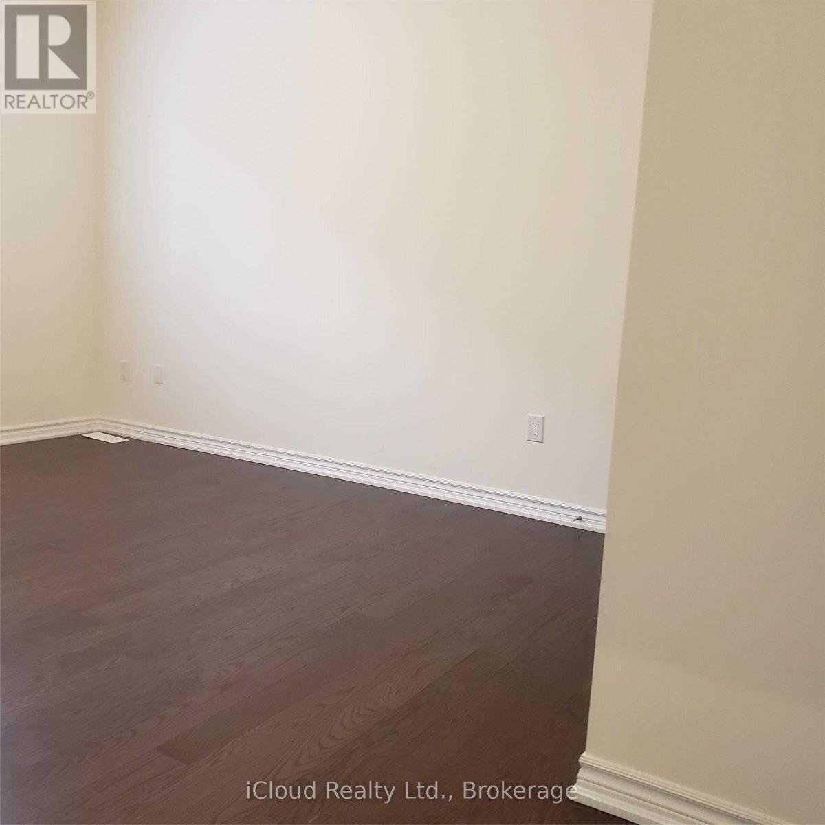 2nd & 3rd Floor - 41 Allegro Drive, Brampton, Ontario  L6Y 6J9 - Photo 11 - W12812964