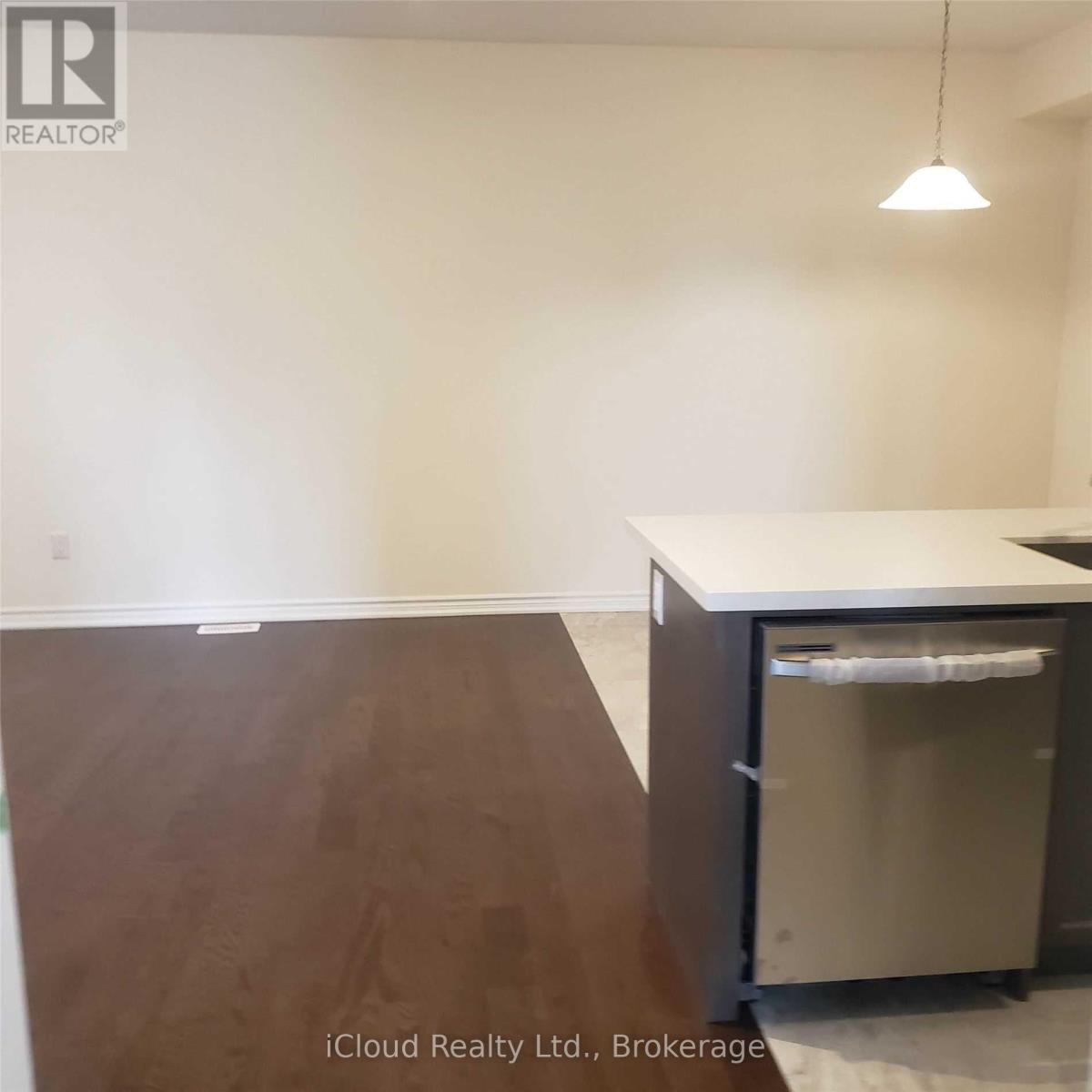 2nd & 3rd Floor - 41 Allegro Drive, Brampton, Ontario  L6Y 6J9 - Photo 18 - W12812964