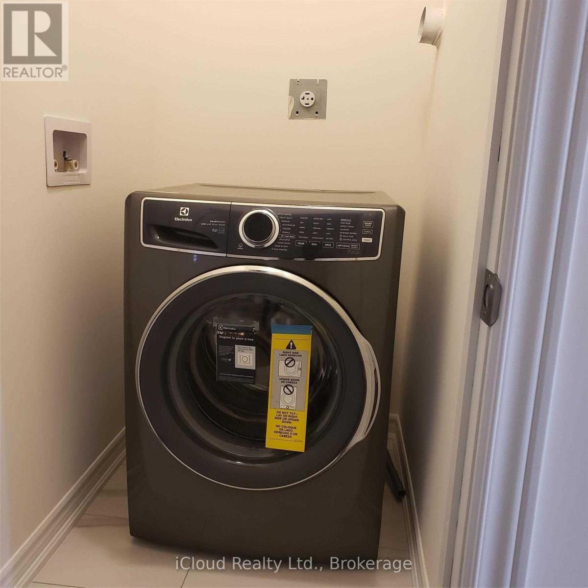 2nd & 3rd Floor - 41 Allegro Drive, Brampton, Ontario  L6Y 6J9 - Photo 9 - W12812964